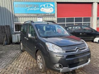 Vrakbiler auto Citroën Berlingo Berlingo Cinqspace, Multispace, MPV, 2008 / 2021 1.6 HDi 90 2015/4