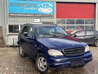 Sloopauto Mercedes ML ML I (163), SUV, 1998 / 2005 320 3.2 V6 18V Autom. 1999/1