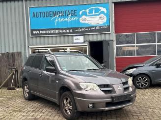 Purkuautot passenger cars Mitsubishi Outlander Outlander (CU), SUV, 2001 / 2007 2.0 16V 4x2 2008/10