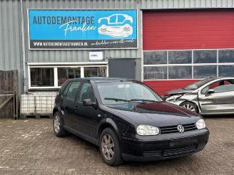 Vrakbiler auto Volkswagen Golf Golf IV (1J1), Hatchback, 1997 / 2005 1.4 16V 2003/9