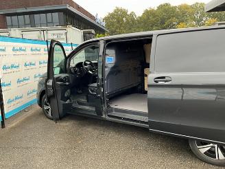 Mercedes Vito 116 CDI L3 XL PRO | 2x Schuifd.| 2.5t AHK | Cruise | Stoelverw.| Camera | MBUX | Hout vloer+ wand picture 6