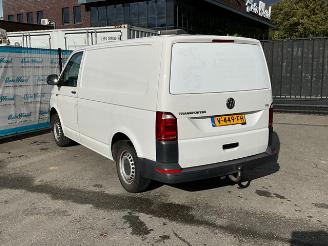 Volkswagen Transporter 2.0 TDi Transporter BlueMotion picture 4