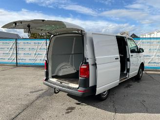 Volkswagen Transporter 2.0 TDi Transporter BlueMotion picture 5