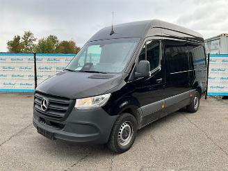   317 CDI L2H2 | PRO | Cruise | Camera | Navi | App | 3.5t AHK voorb. 2024/12