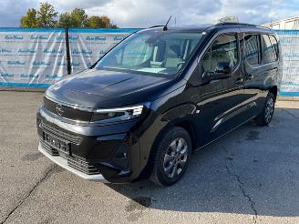 Schadeauto Opel Combo 1.5 Life 2024/4