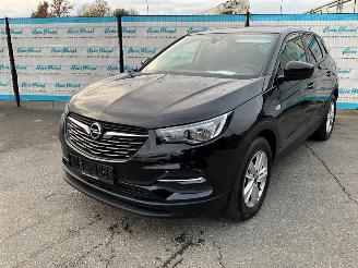 Käytettyjen passenger cars Opel Grandland X 1.5 CDTi (96kW) 2019/3