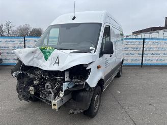 Vaurioauto  commercial vehicles Mercedes Sprinter 317 CDI RWD L2 (907.633) 2023/7
