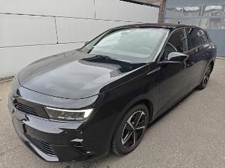 Damaged car Opel Astra Sports Tourer GS 1.2 Turbo (96 kW/130 PS) AT-8 Start/Stop Matrix 2024/10