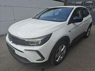 Auto incidentate Opel Grandland X Business Edition Plug-in-Hybrid 225 PK lichte schade 2022/11