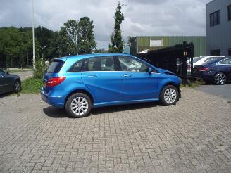 Mercedes B-klasse B180 picture 2