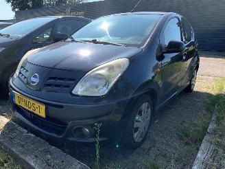 krockskadad bil auto Nissan Pixo  2010/8