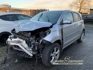 Uttjänta bilar auto Toyota Urban Cruiser Urban Cruiser, SUV, 2009 / 2016 1.33 Dual VVT-I 16V 2WD 2010/2