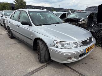Auto incidentate Honda Accord HATCHBACK 2000/5
