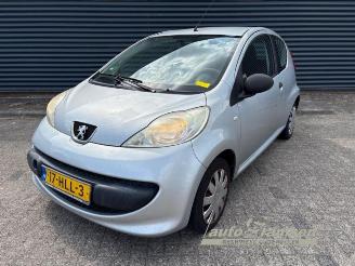Coche siniestrado Peugeot 107 107, Hatchback, 2005 / 2014 1.0 12V 2009/1