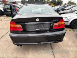 BMW 3-serie 3 serie (E46/4), Sedan, 1997 / 2005 328i 24V picture 4