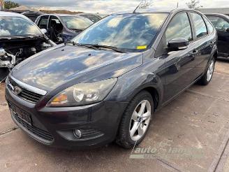 Vrakbiler auto Ford Focus Focus 2, Hatchback, 2004 / 2012 1.6 16V 2011/2
