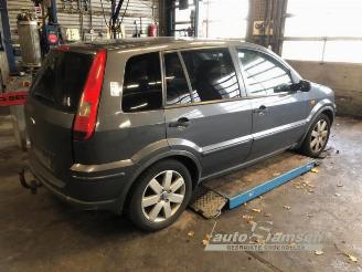 Vrakbiler auto Ford Fusion Fusion, Combi, 2002 / 2012 1.6 16V 2005/4