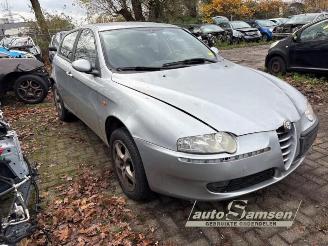 Alfa Romeo 147 147 (937), Hatchback, 2000 / 2010 1.6 Twin Spark 16V picture 3