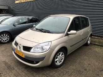 skadebil auto Renault Scenic  2007/1