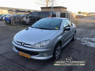 Uttjänta bilar auto Peugeot 206 206 CC (2D), Cabrio, 2000 / 2007 1.6 16V 2004/4