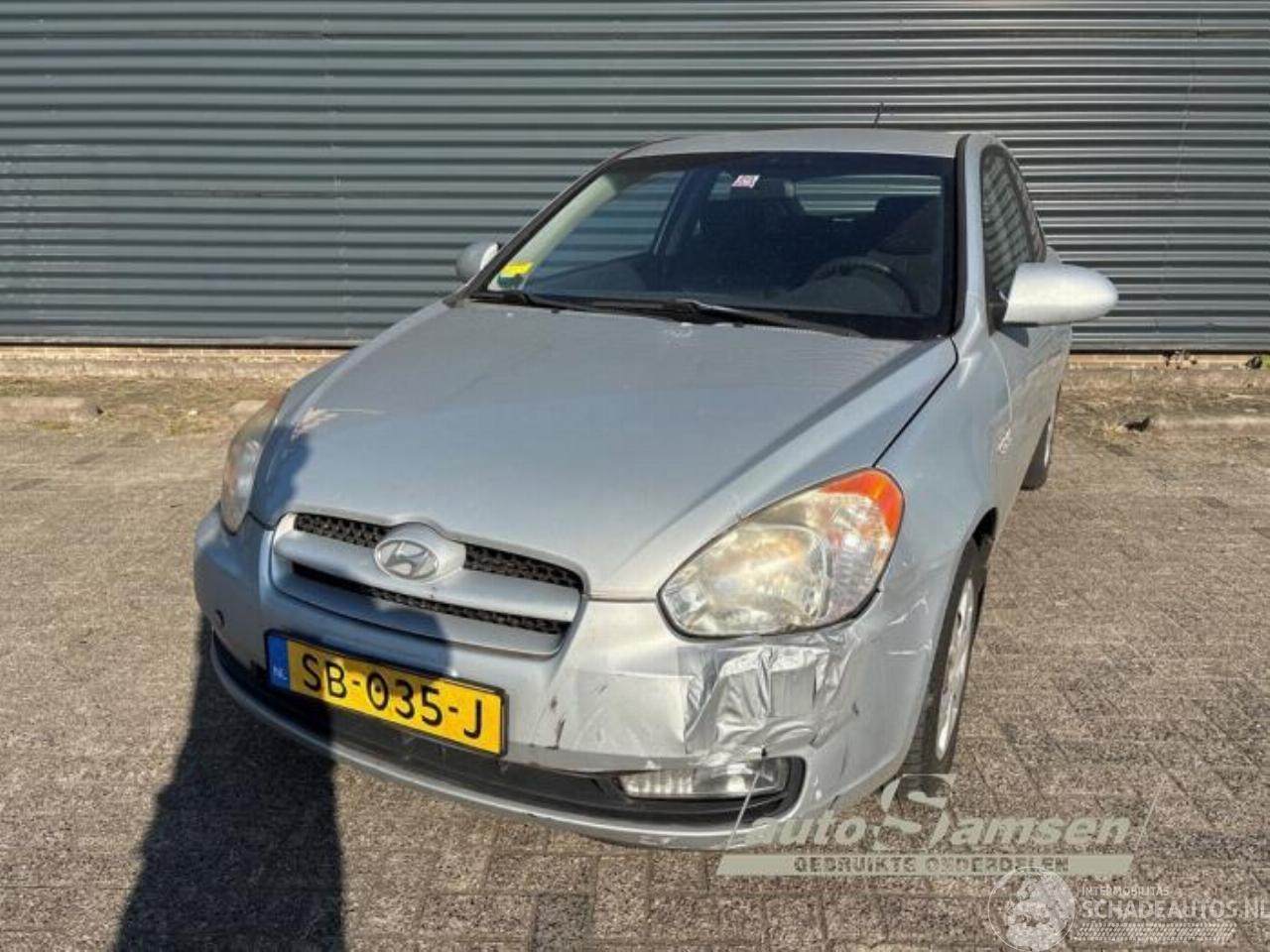 Hyundai Accent Accent, Hatchback, 2005 / 2010 1.4i 16V