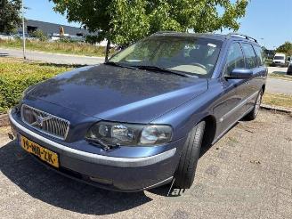 Vrakbiler auto Volvo V-70 V70 (SW), Combi, 1999 / 2008 2.4 20V 140 2004/1