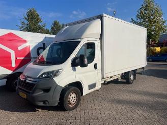 krockskadad bil bedrijf Citroën Jumper 2.0 BLUEHDI 96KW KOFFER LAADKLEP LBW KLIMA 2016/11