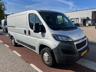 skadebil bedrijf Peugeot Boxer 2.2 BLUEHDI 88KW L2H1 LANG LAADKLEP LBW KLIMA 2020/3