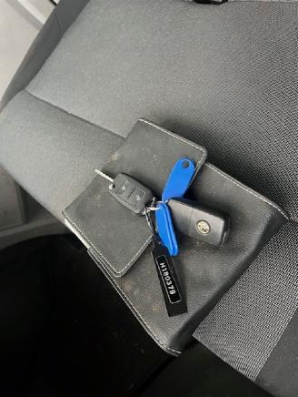 Volkswagen Transporter 2.0 TDI 110KW L2H1 LANG AIRCO KLIMA EURO6 picture 12