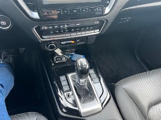 Isuzu D-Max 1.9d 120kw V-CROSS DOUBLE CAB. AUTOM. KLIMA LEER  4WD picture 11