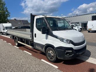 dañado vehículos comerciales Iveco Daily 35C14 2.3D MAXI PICK UP PRITSCHE DL  EURO6 2017/9