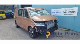 Coche siniestrado Volkswagen Transporter Transporter T6, Van, 2015 / 2024 2.0 TDI 150 2023/2