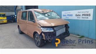 Salvage car Volkswagen Transporter Transporter T6, Van, 2015 / 2024 2.0 TDI 150 2023/2