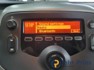 Peugeot 108 108, Hatchback, 2014 1.0 12V picture 10