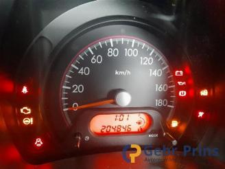Vrakbiler auto Suzuki Alto Alto, Hatchback 5-drs, 2009 1.0 12V 2009/11