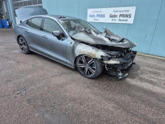 Coche siniestrado Volvo S-60 S60 III (ZS), Sedan, 2019 2.0 T5 16V 2019/5