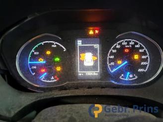 Toyota Yaris Yaris III (P13), Hatchback, 2010 / 2020 1.5 16V Hybrid picture 7