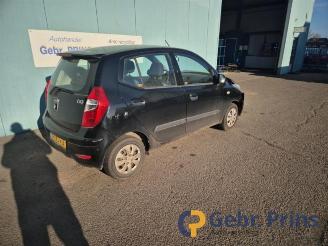 Coche siniestrado Hyundai I-10 i10 (F5), Hatchback, 2007 / 2013 1.1i 12V 2012/6