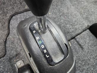 Overige  Hyundai H200 2.5 TD MPV  Diesel 2.476cc 59kW (80pk) picture 10