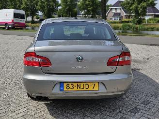 Skoda Superb 1.4 TSI 16V Hatchback  Benzine 1.390cc 92kW (125pk) FWD picture 4