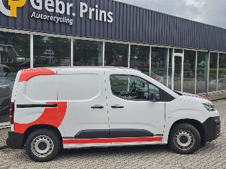 skadebil bedrijf Citroën Berlingo 1.5 BlueHDi 75 Bestel  Diesel 1.499cc 55kW (75pk) FWD 2 2021/9