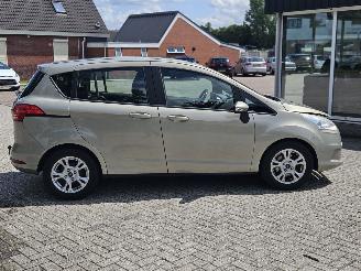 Ford B-Max 1.0 EcoBoost 12V 100 MPV  Benzine 999cc 74kW (101pk) picture 8