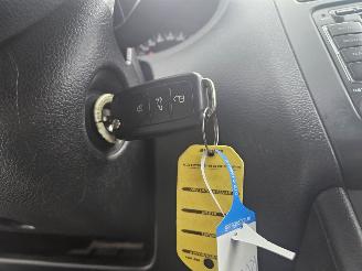 Volkswagen Polo 1.2 12V Hatchback  Benzine 1.198cc 44kW (60pk) FWD picture 13