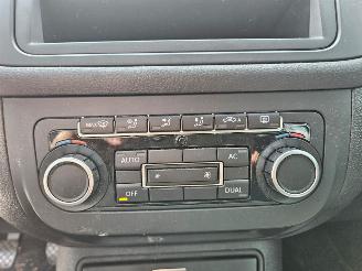 Volkswagen Golf 1.2 TSI BlueMOTION MPV  Benzine 1.197cc 77kW (105pk) FWD picture 11