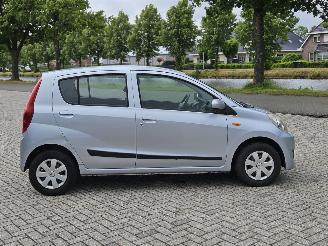 Daihatsu Cuore 1.0 12V DVVT Hatchback  Benzine 998cc 51kW (69pk) FWD picture 4