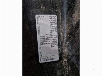 Peugeot 107 107, Hatchback, 2005 / 2014 1.0 12V picture 1