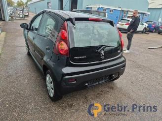 Peugeot 107 107, Hatchback, 2005 / 2014 1.0 12V picture 3