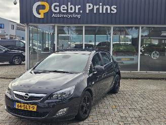skadebil auto Opel Astra 1.4 Turbo 16V Hatchback 4Dr Benzine 1.364cc 88kW (120pk) FWD 2011/10