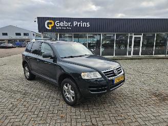 damaged passenger cars Volkswagen Touareg 3.2 V6 24V SUV  Benzine 3.189cc 162kW (220pk) 4x4 2003/1