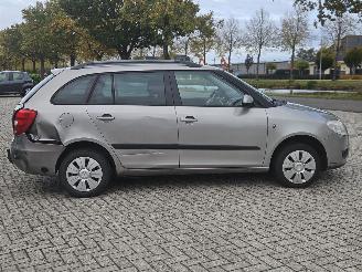 Skoda Fabia 1.4i 16V LPG Combi/o 4Dr Benzine 1.397cc 63kW (86pk) FWD picture 4